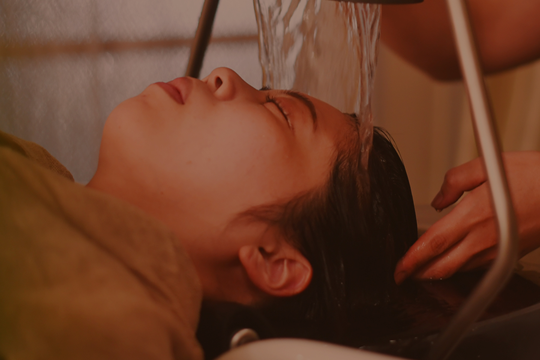 頭皮と髪と身体のハイブリッドサロン